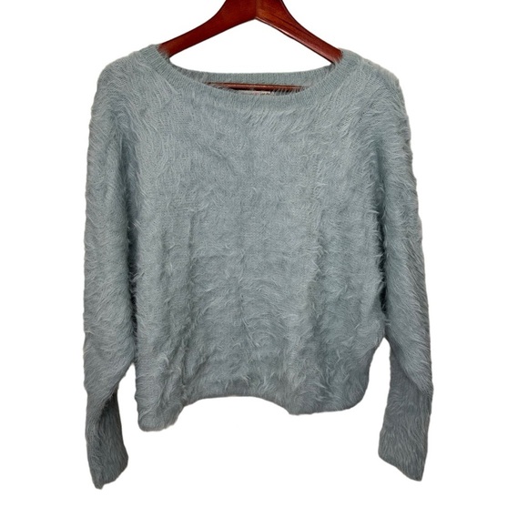 Wearing Your Heart on Your Sleeve Blue Crewneck Fuzzy Knit Cropped Sweater Small - Picture 4 of 14